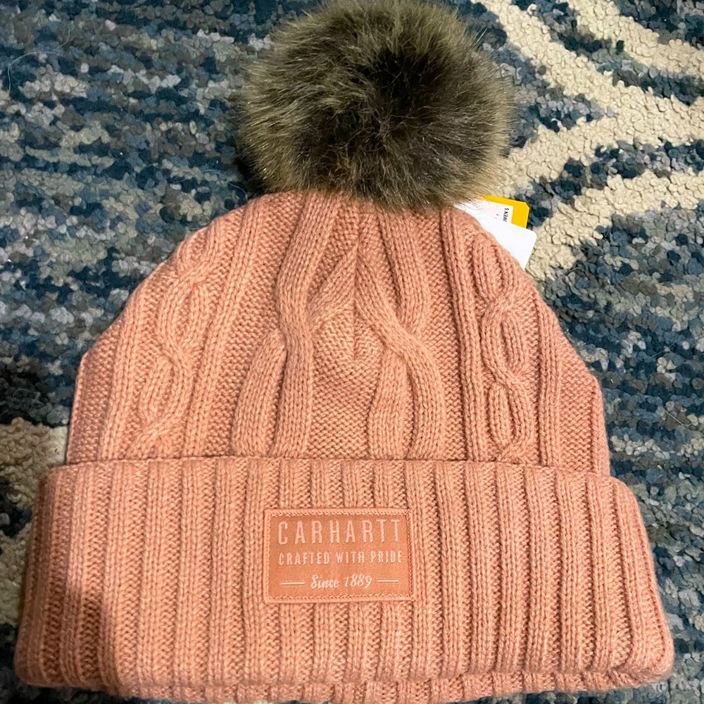 women’s carhartt beanie